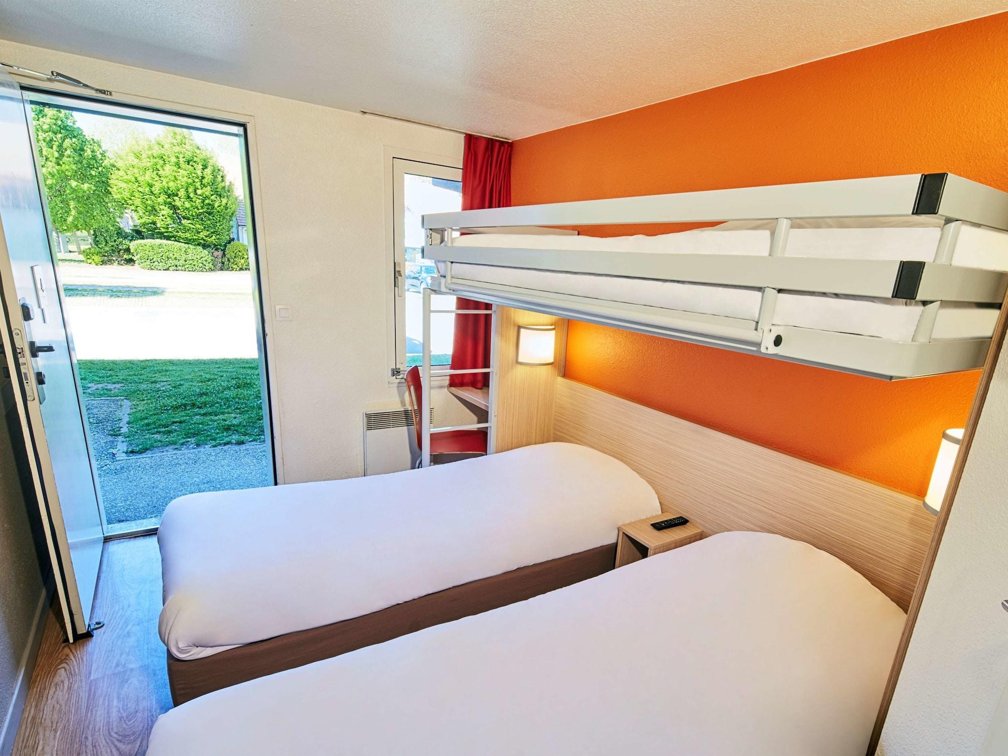 Premiere Classe Melun Senart Vert-Saint-Denis Exterior foto