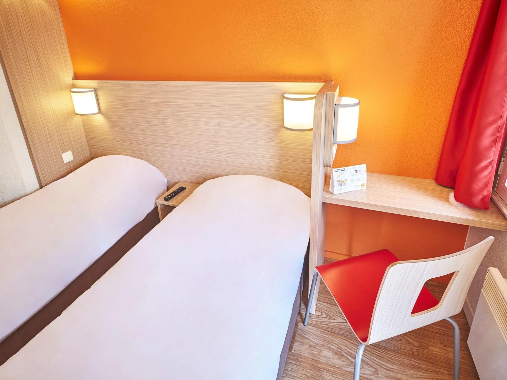 Premiere Classe Melun Senart Vert-Saint-Denis Exterior foto