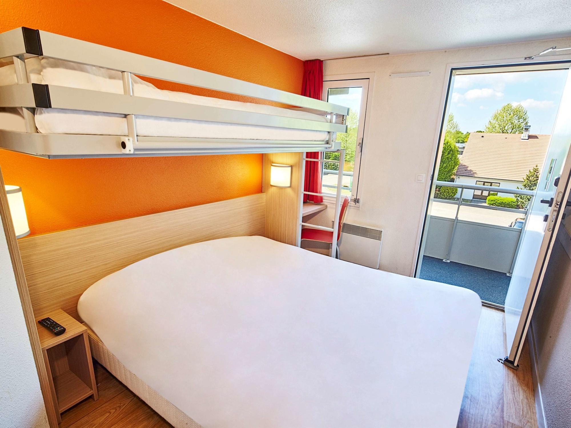 Premiere Classe Melun Senart Vert-Saint-Denis Exterior foto