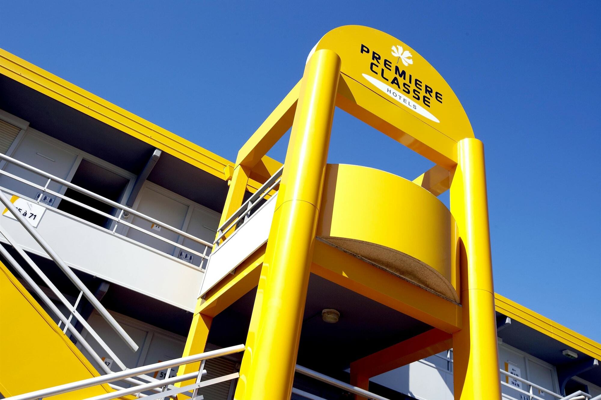 Premiere Classe Melun Senart Vert-Saint-Denis Exterior foto